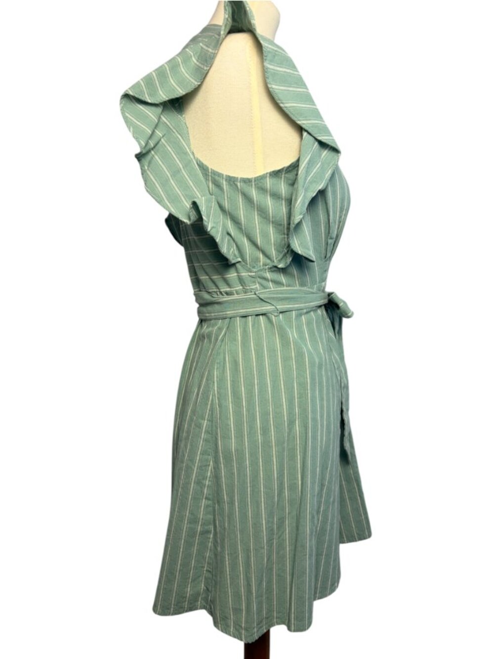 Storia Sage Green Vertical Stripe Flutter Sleeve Plunging V-Neck Dress M - Picture 3 of 6